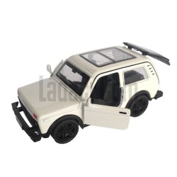 Lada Niva, Çek Bırak Oyuncak, 1/32 Model Araç, Beyaz