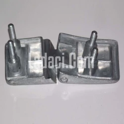 Lada Niva Bağaj Kaput Menteşesi, Sol