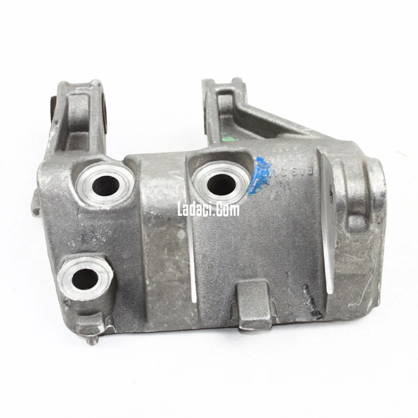 Lada 1500 cc Vega 16V + Priora Alternatör Bağlantı Takozu, Demiri