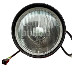 Lada Niva 1600 + 1700 Far, Komple