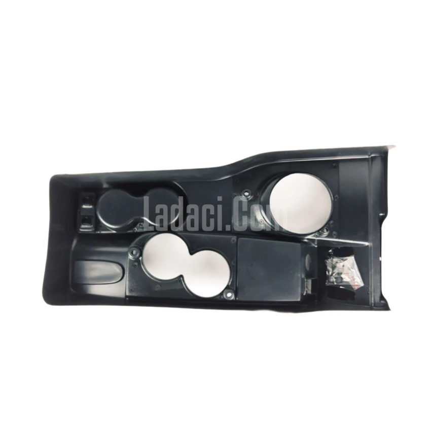 Lada Niva Urban Vites Konsolu, Model 2