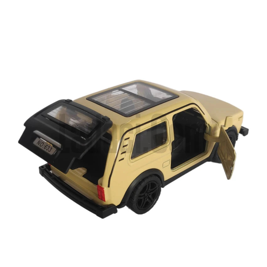 Lada Niva, Çek Bırak Oyuncak, 1/18 Model Araç, Krem