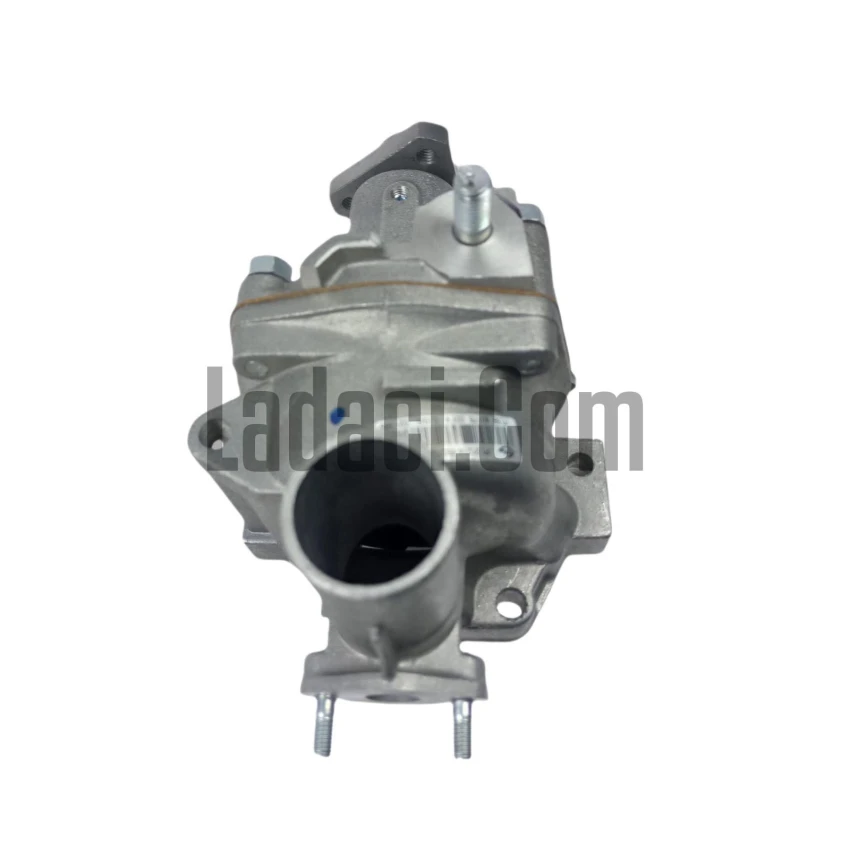 Lada Niva + 2101 + 2104 Devirdaim Su Pompası + Alt Gövdesi Komple